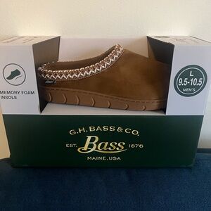 G.H. Bass & Co. Men's Tan Slip-On Loafers